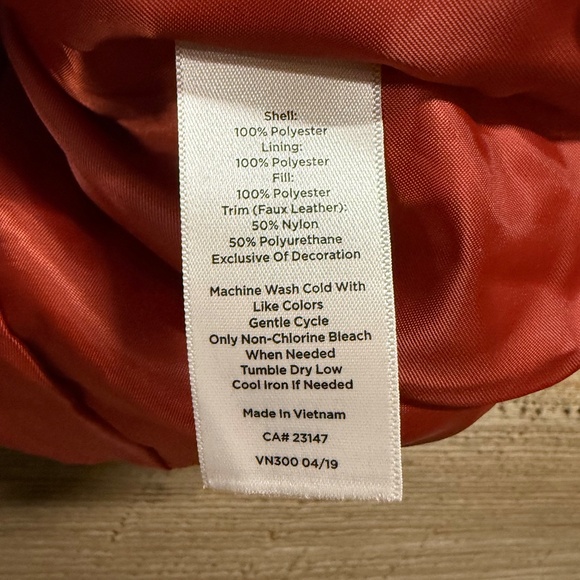 Talbots Equestrian print Quilted Vest, XS, Rust - Picture 5 of 6